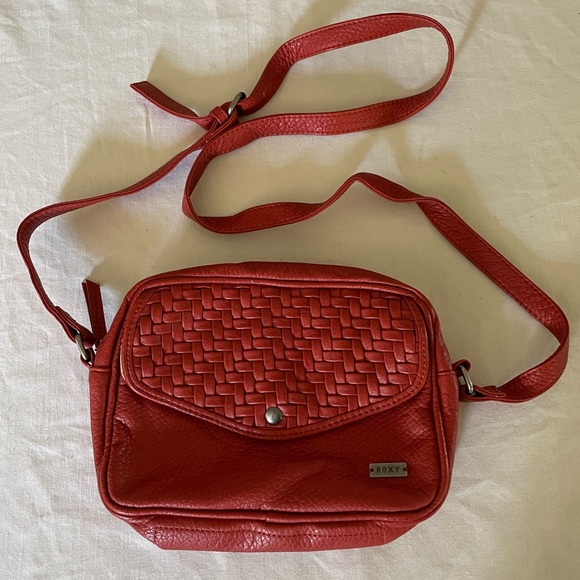 Roxy Handbags - ROXY Crossbody Bag Purse